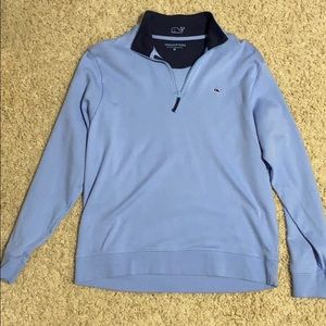 Vineyard vines pull over
